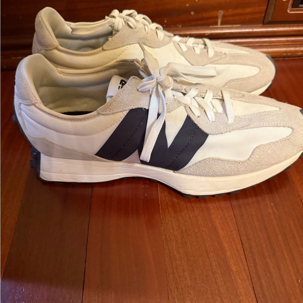 Men’s New Balance 327 Sneakers Beige/Black